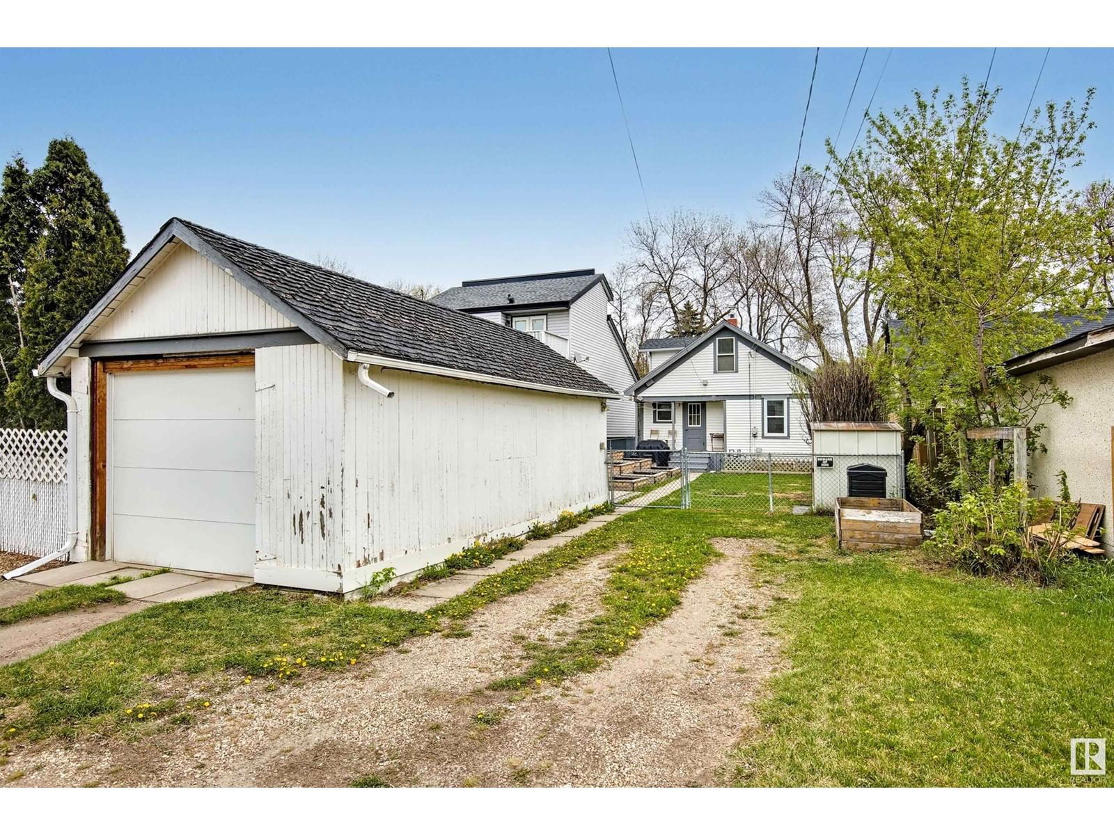 12130 94 St Edmonton, Alberta