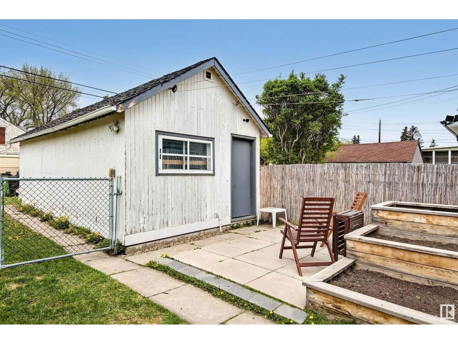 12130 94 St Edmonton, Alberta