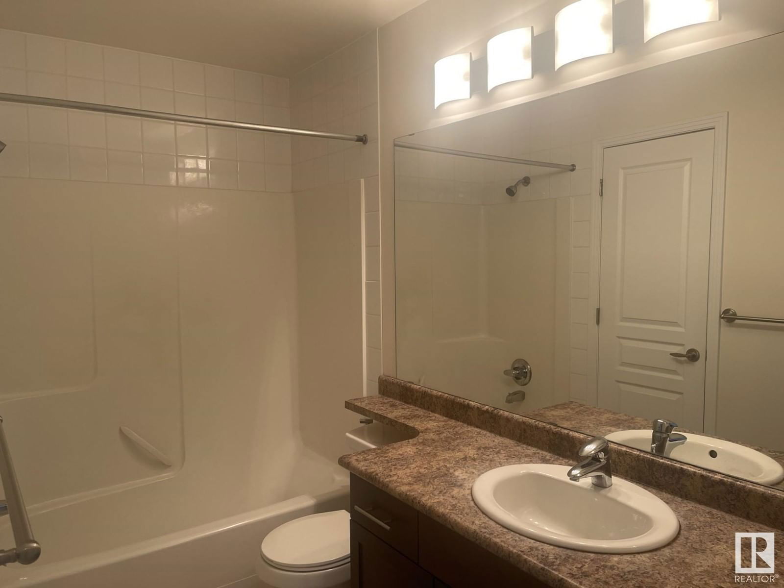#105 - 2035 GRANTHAM COURT Image 8
