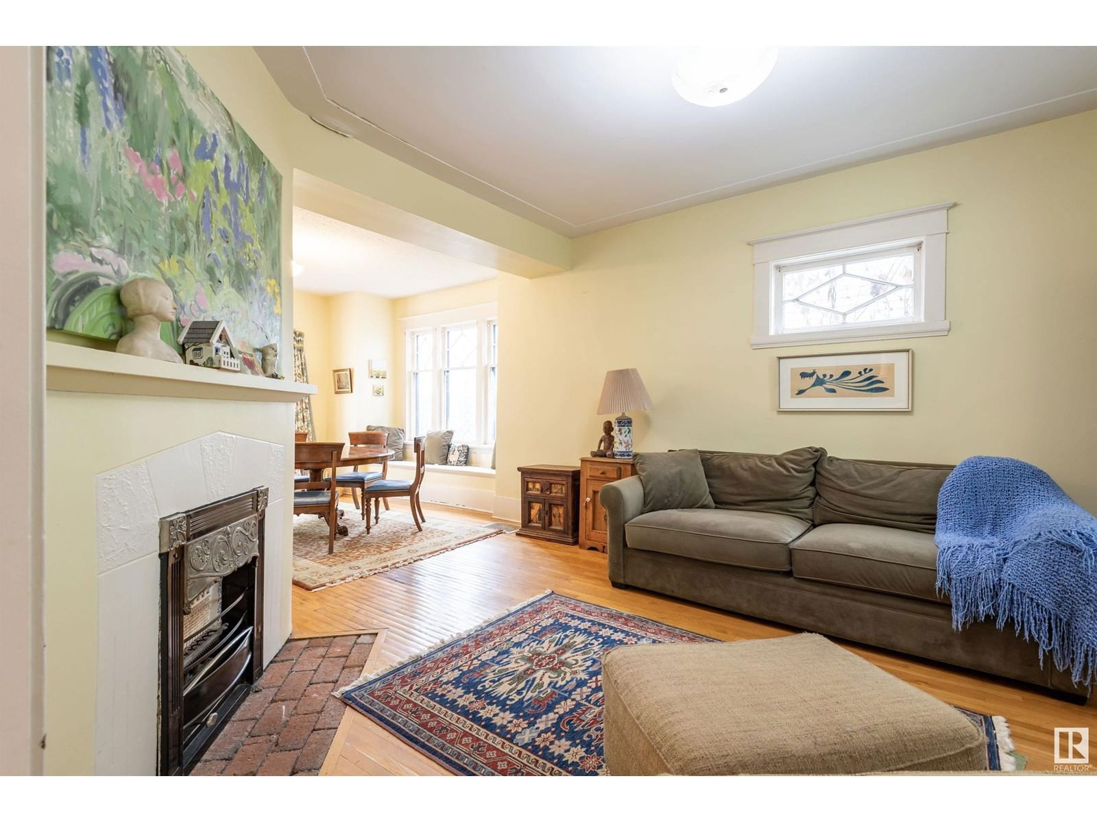 Nw - 9924 87 Av Edmonton, Alberta