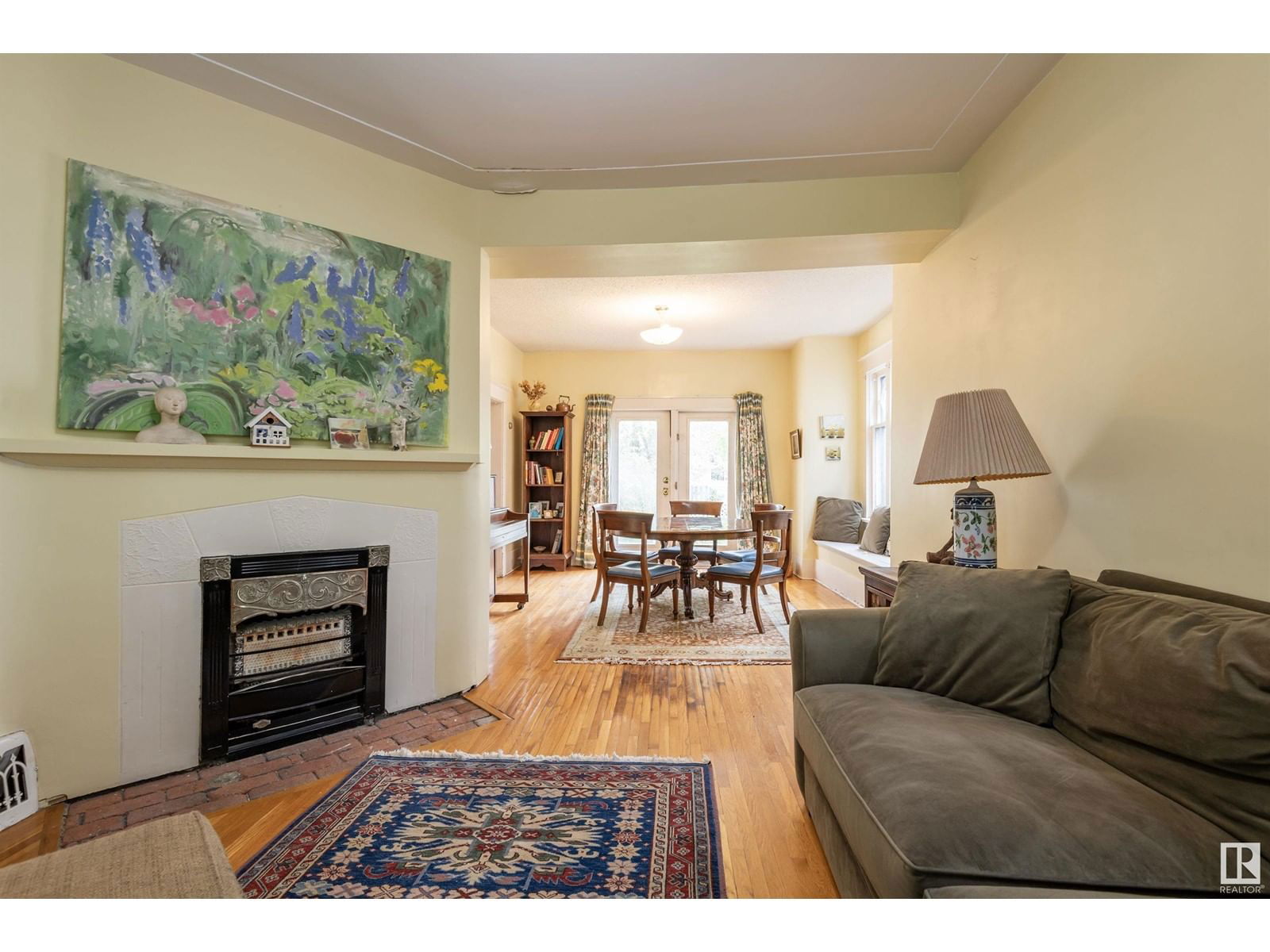 Nw - 9924 87 Av Edmonton, Alberta
