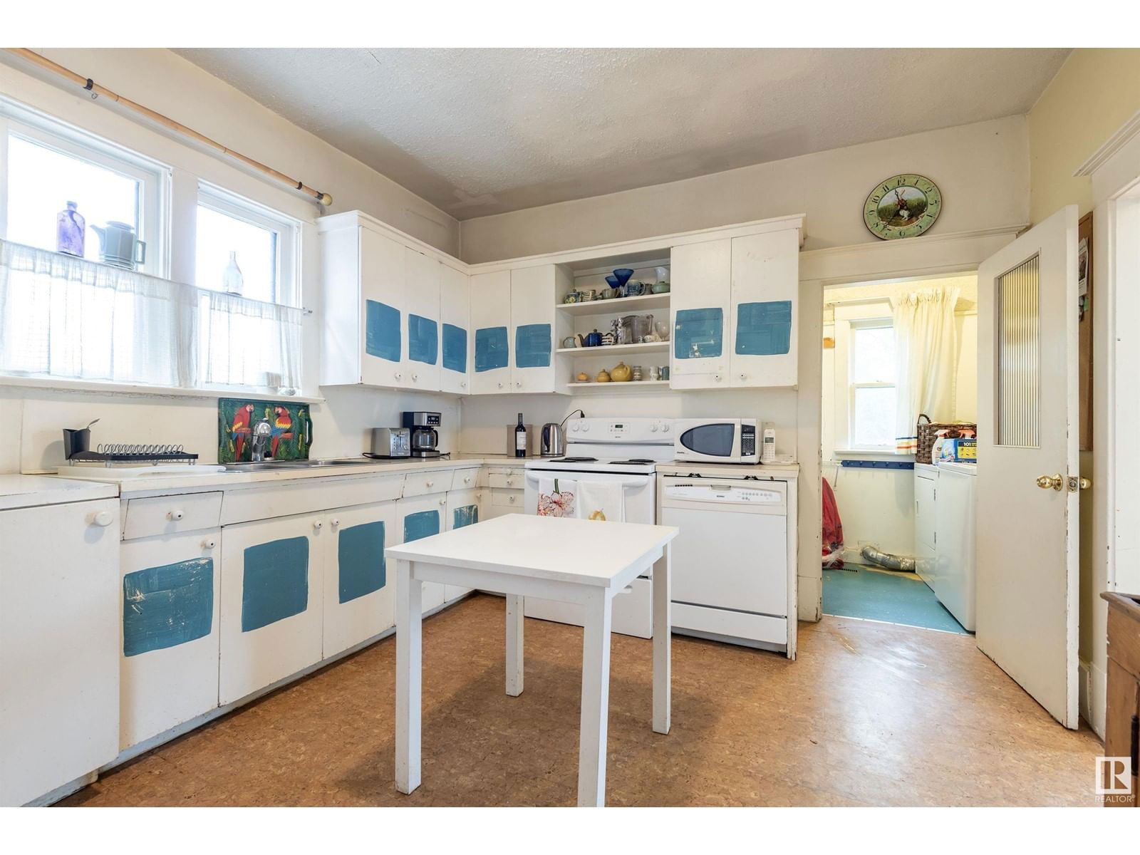 Nw - 9924 87 Av Edmonton, Alberta