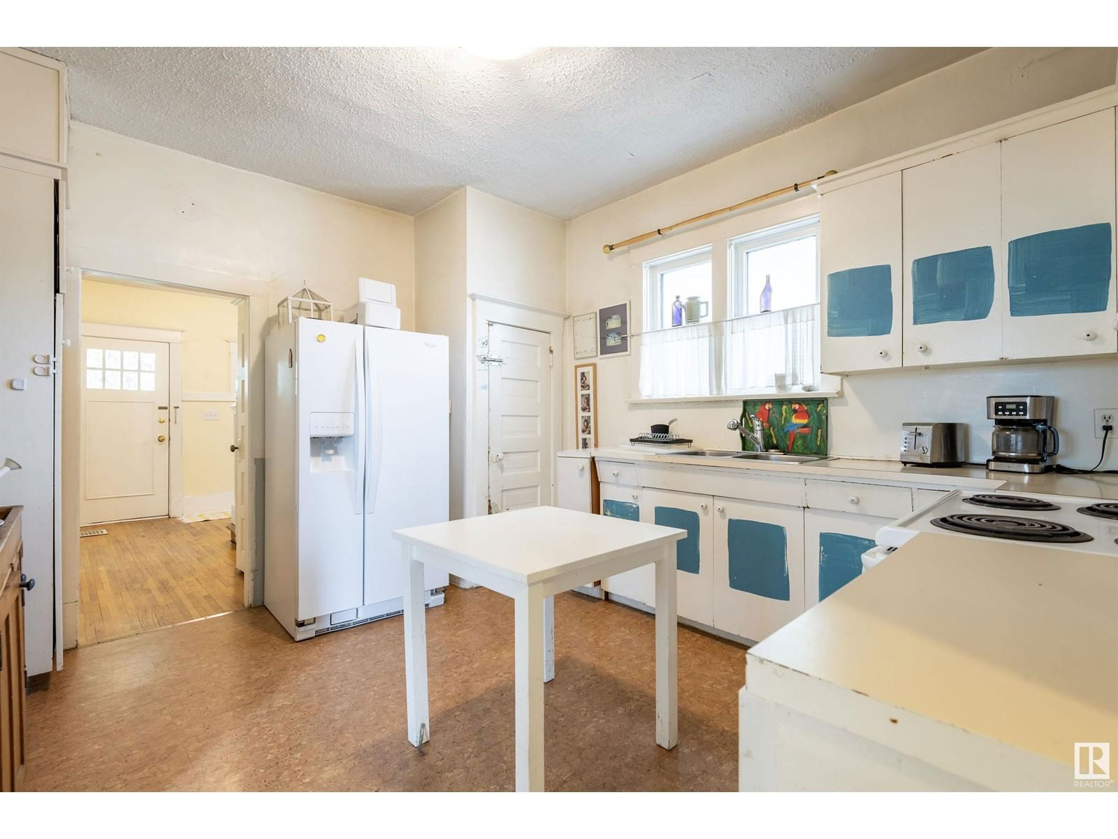 Nw - 9924 87 Av Edmonton, Alberta