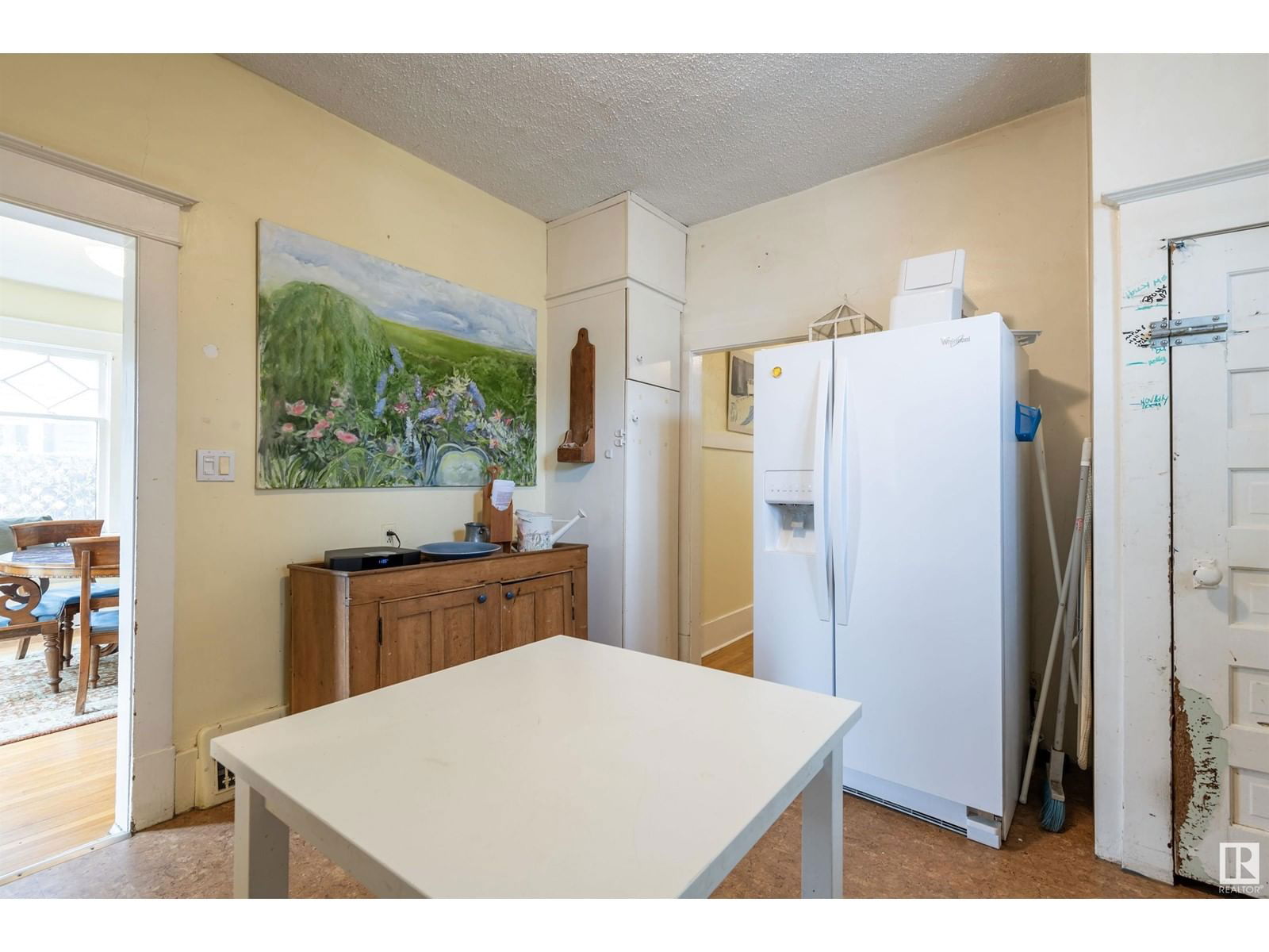 Nw - 9924 87 Av Edmonton, Alberta