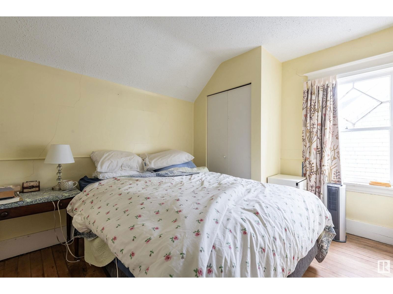 Nw - 9924 87 Av Edmonton, Alberta