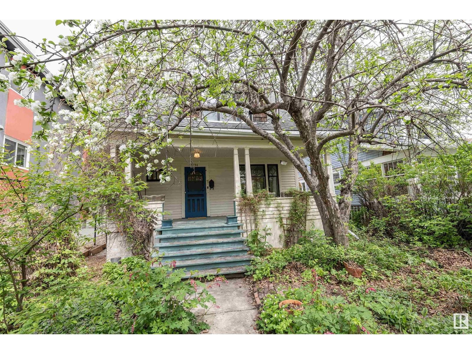 Nw - 9924 87 Av Edmonton, Alberta