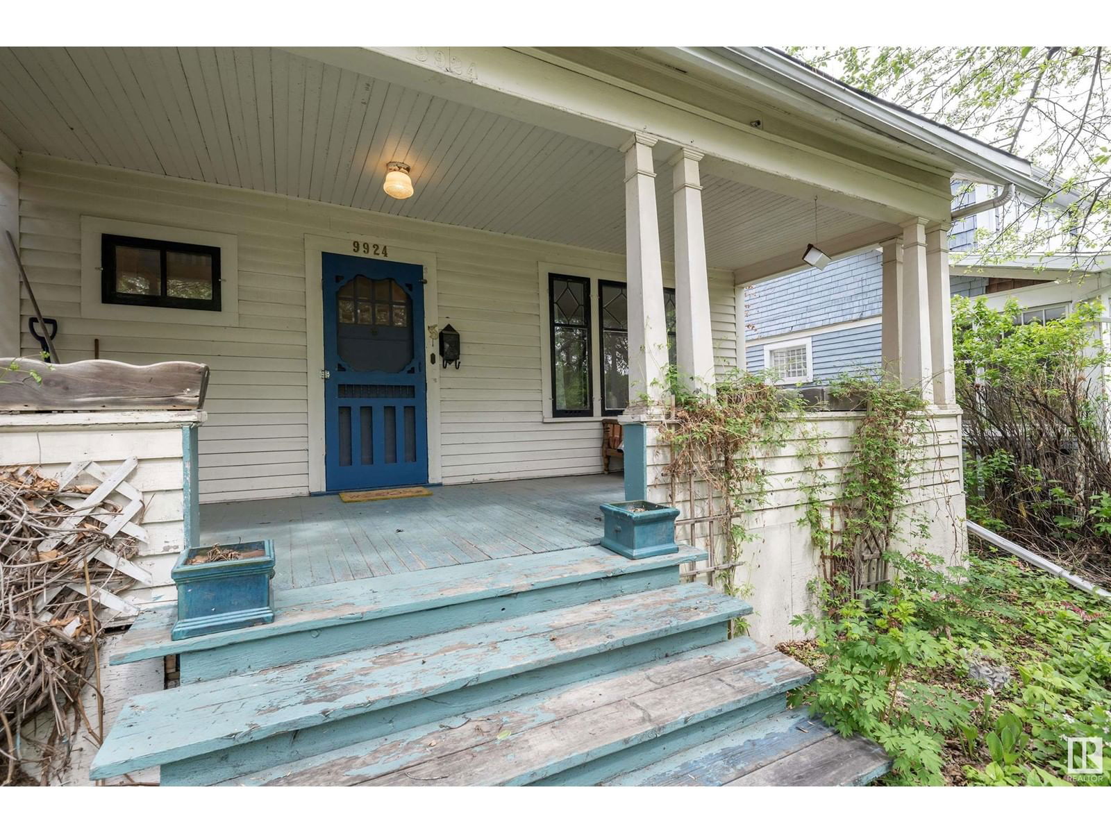 Nw - 9924 87 Av Edmonton, Alberta