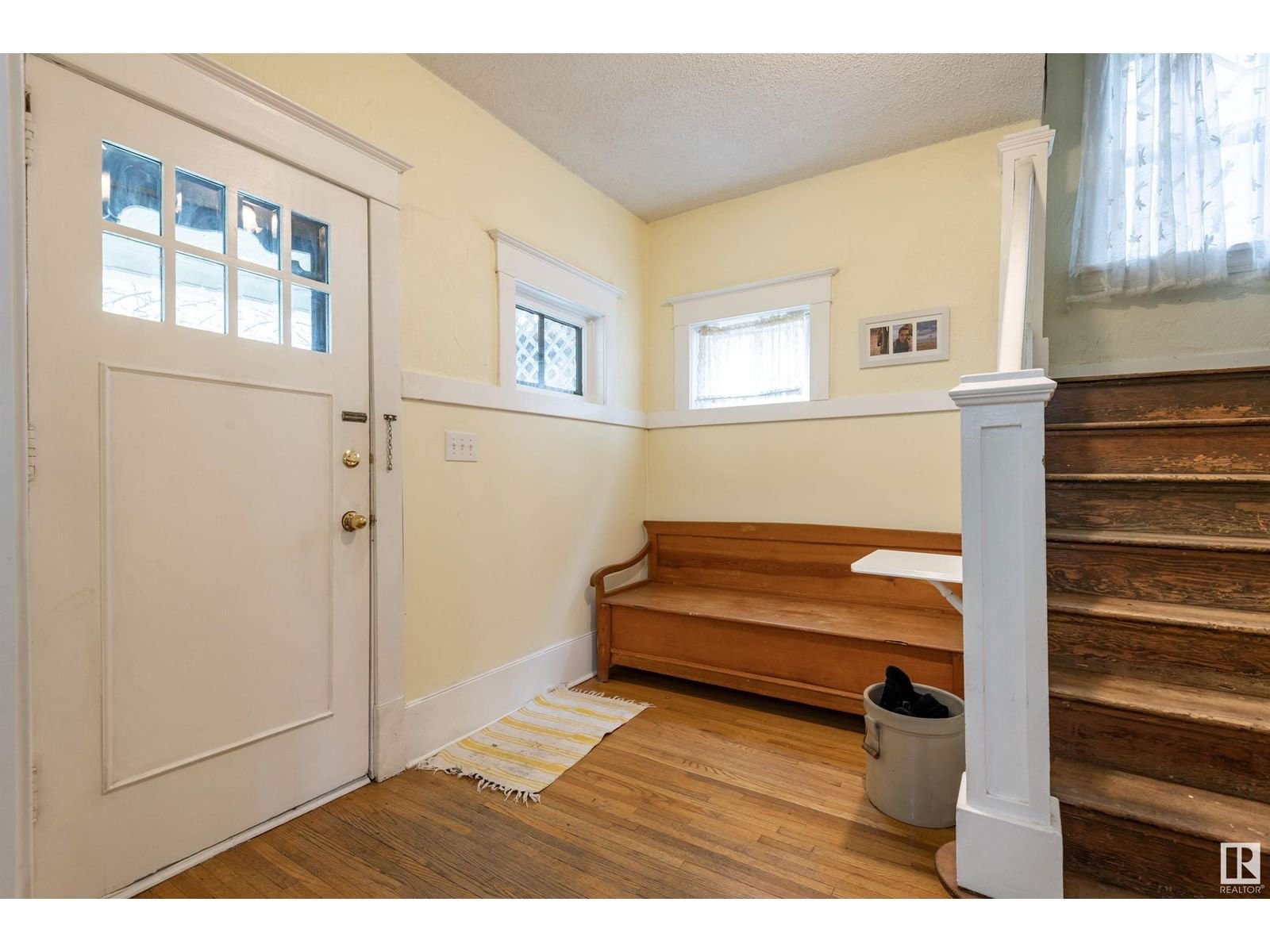 Nw - 9924 87 Av Edmonton, Alberta