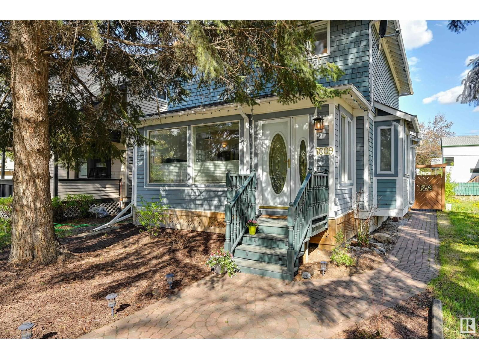 7009 105a St Nw Edmonton, Alberta