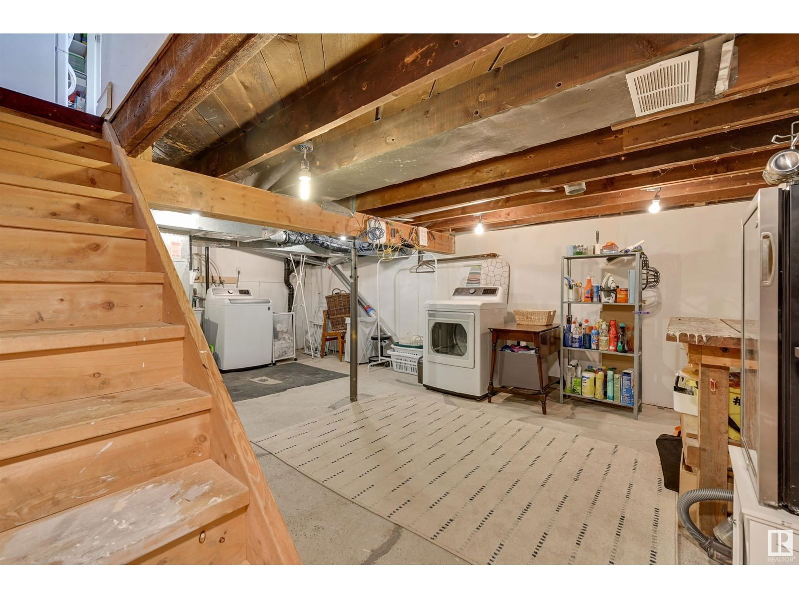7009 105a St Nw Edmonton, Alberta