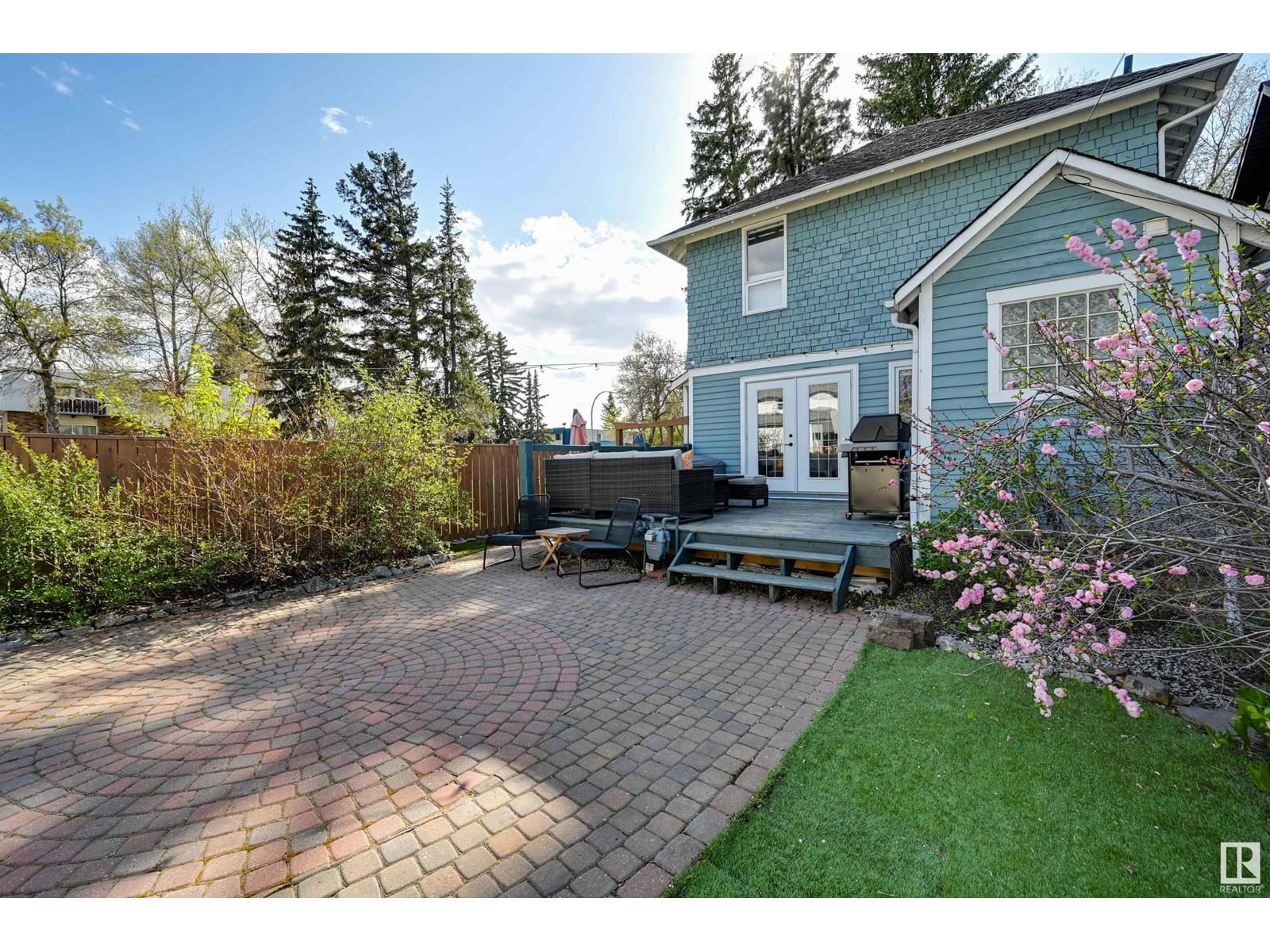 7009 105a St Nw Edmonton, Alberta