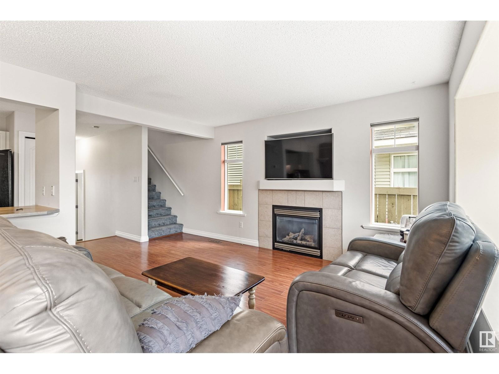 200 - 19 ERIN RIDGE DR Image 19