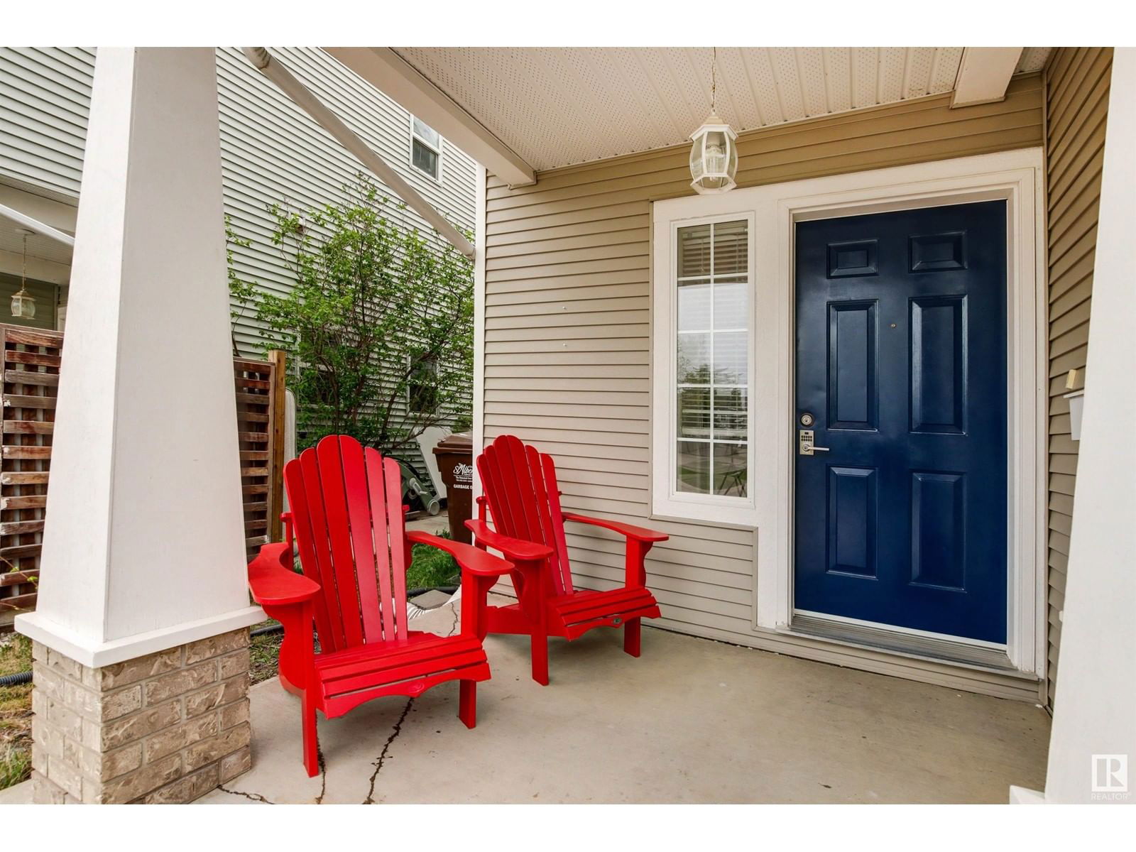 200 - 19 ERIN RIDGE DR Image 3