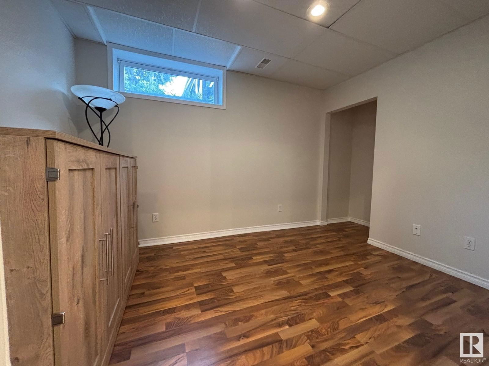 200 - 19 ERIN RIDGE DR Image 31