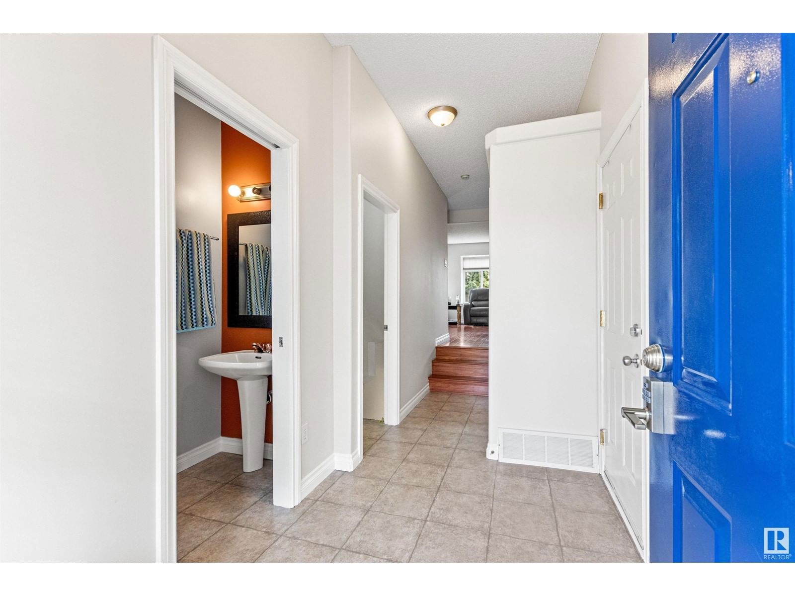 200 - 19 ERIN RIDGE DR Image 4