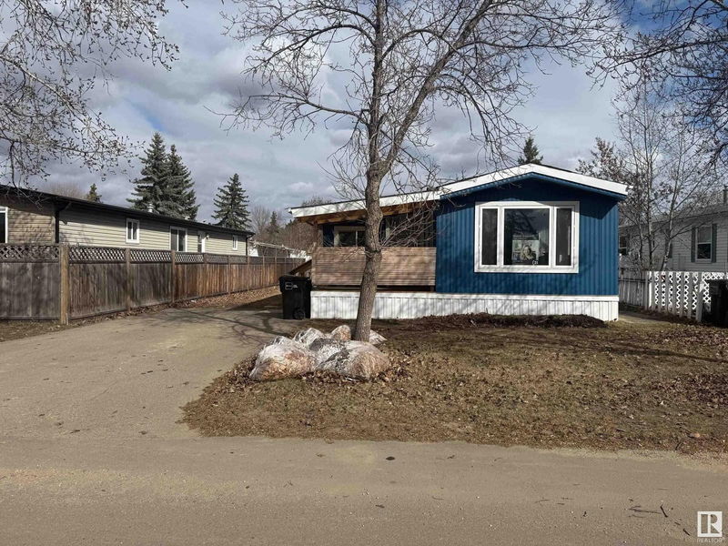 68 The Parkway Nw Edmonton, Alberta