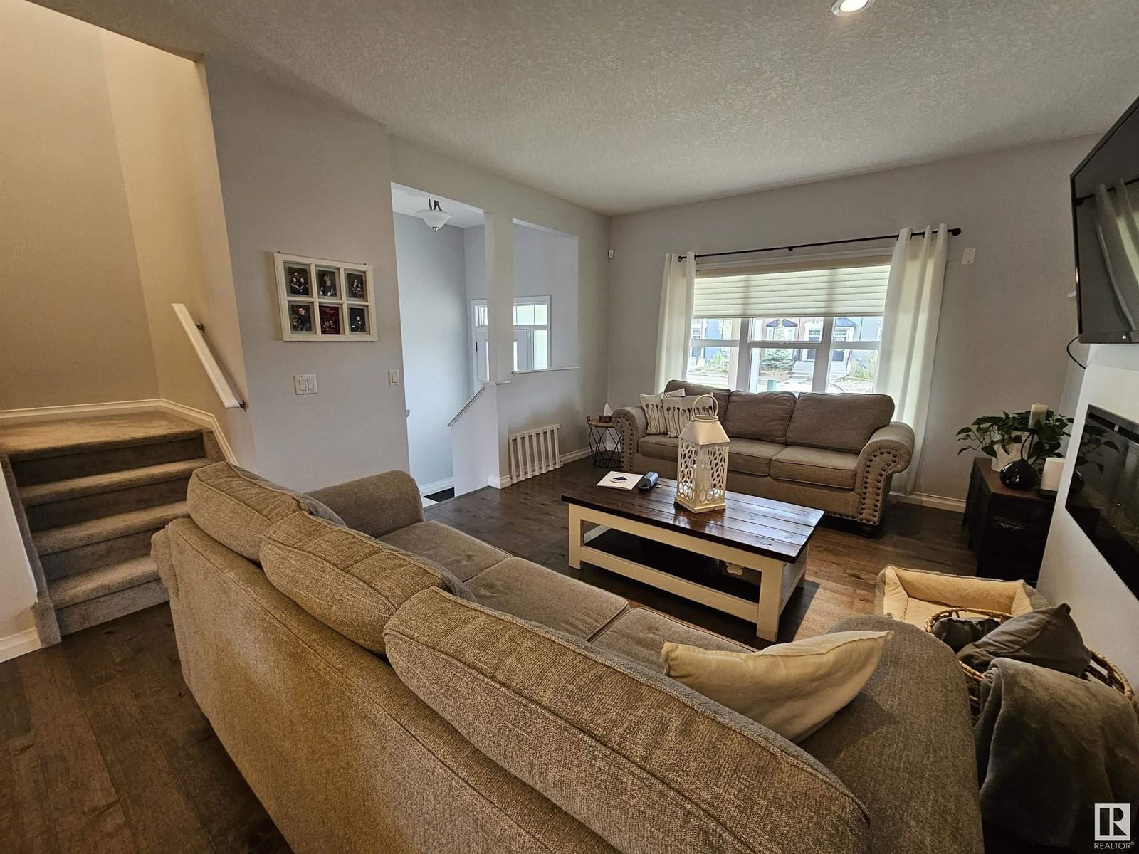 238 SOUTHFORK DR Image 3