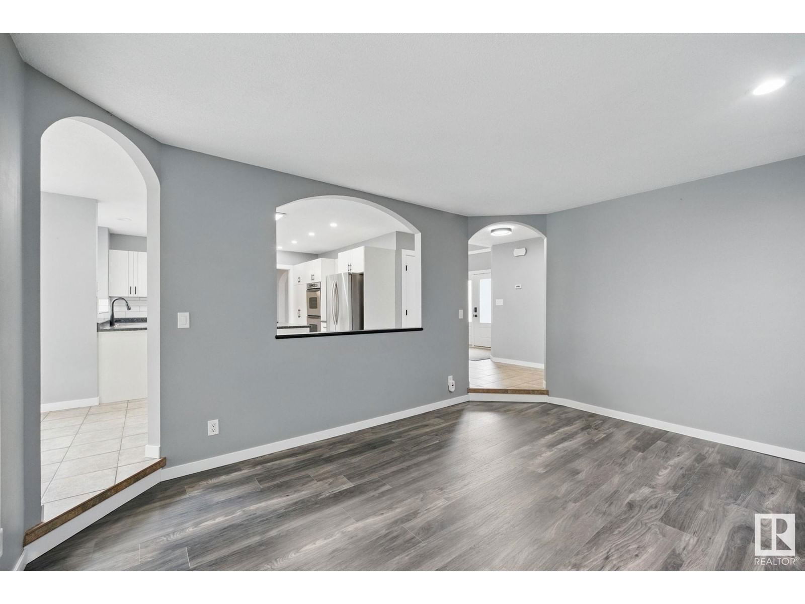NW - 11019 10 AV Image 25