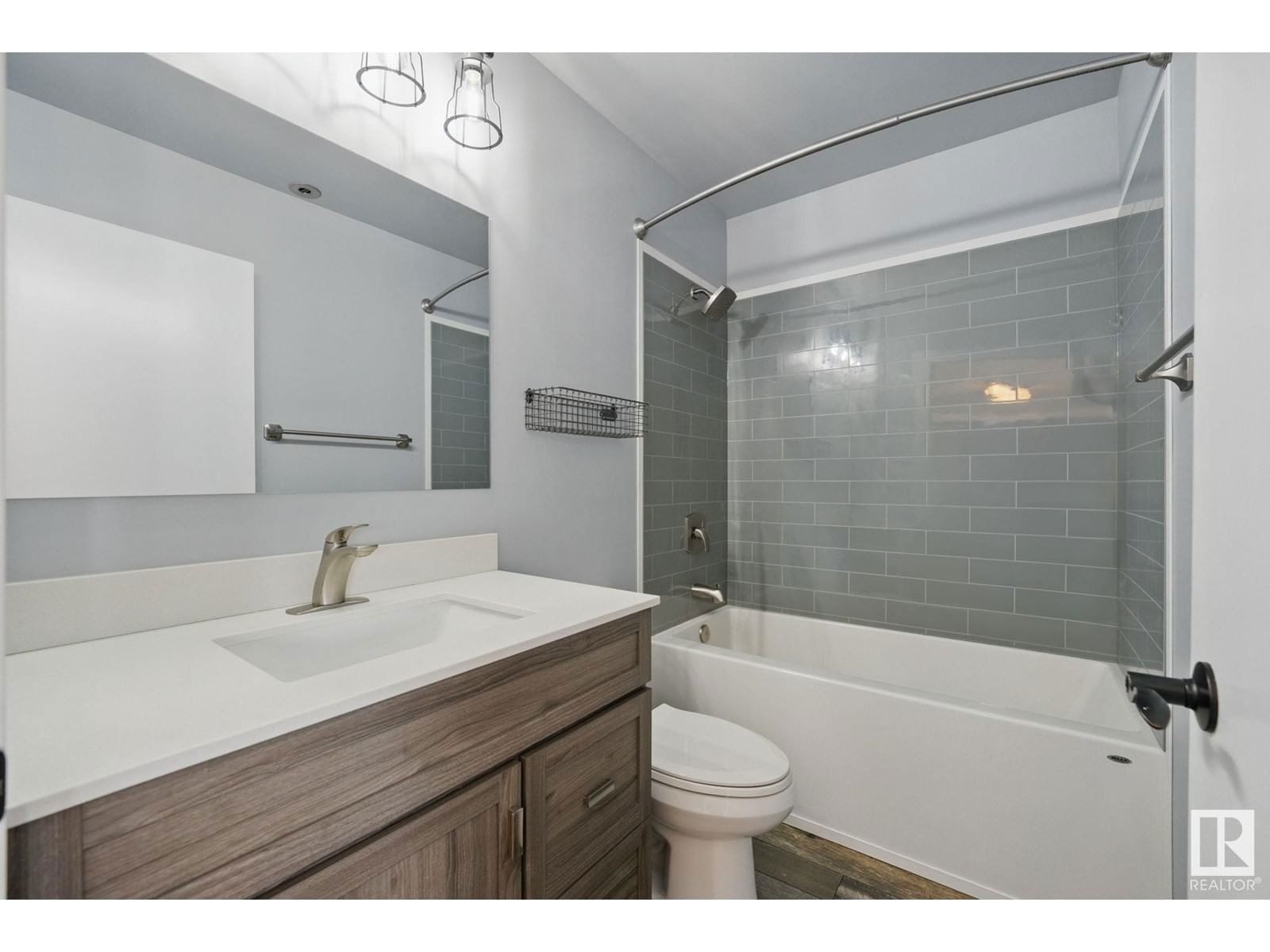 NW - 11019 10 AV Image 34