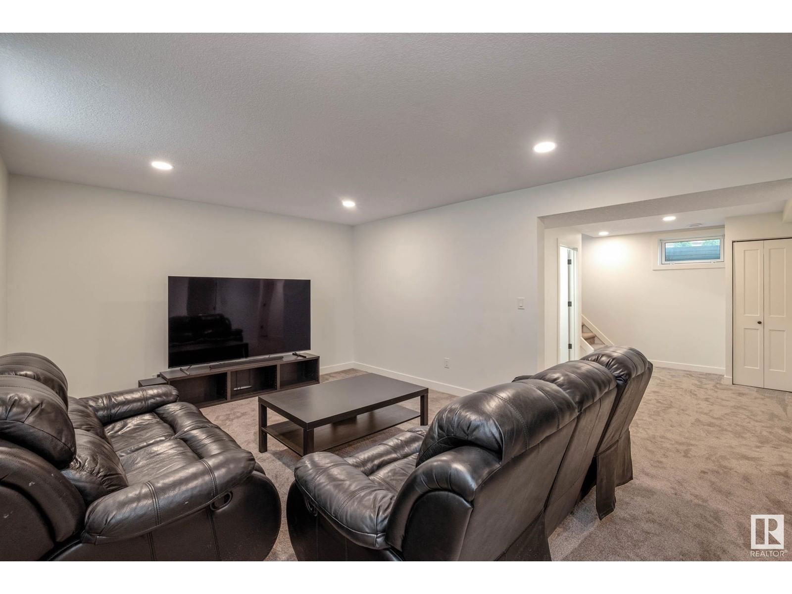 14622 95 AV Image 23