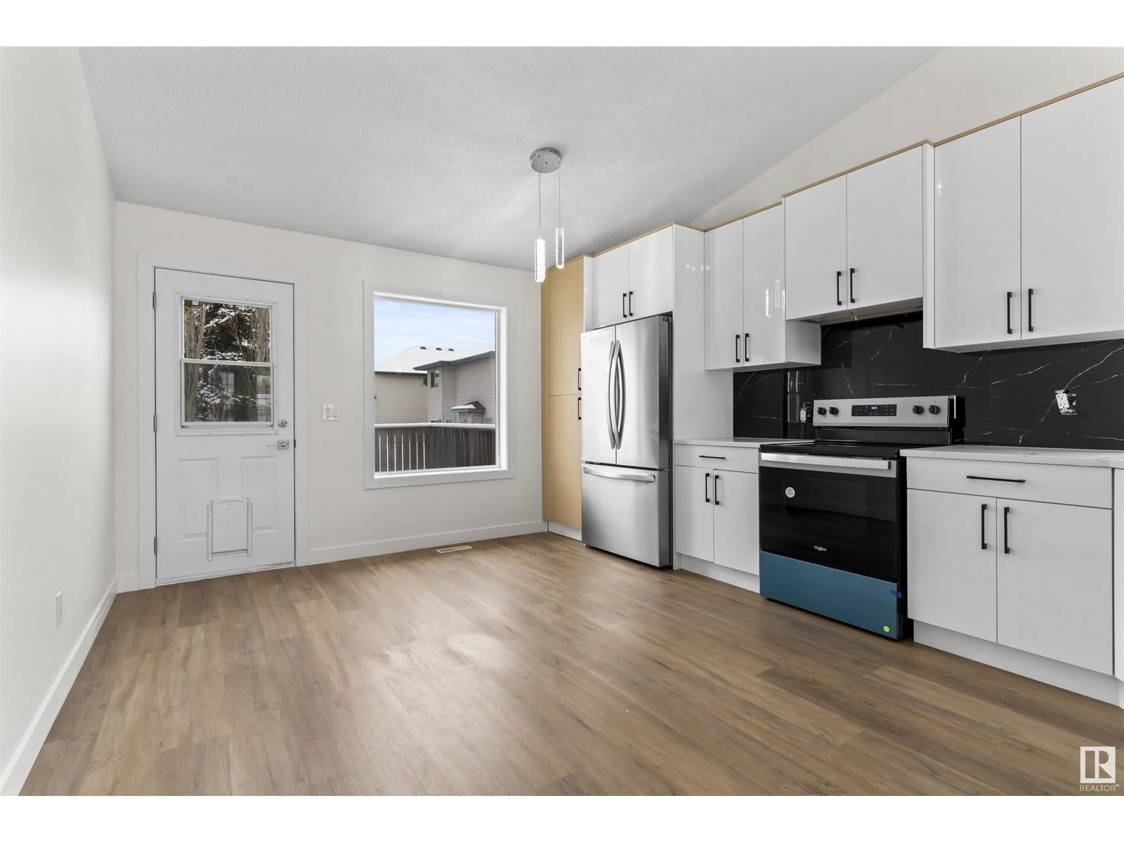 Nw - 2865 41 Ave Edmonton, Alberta