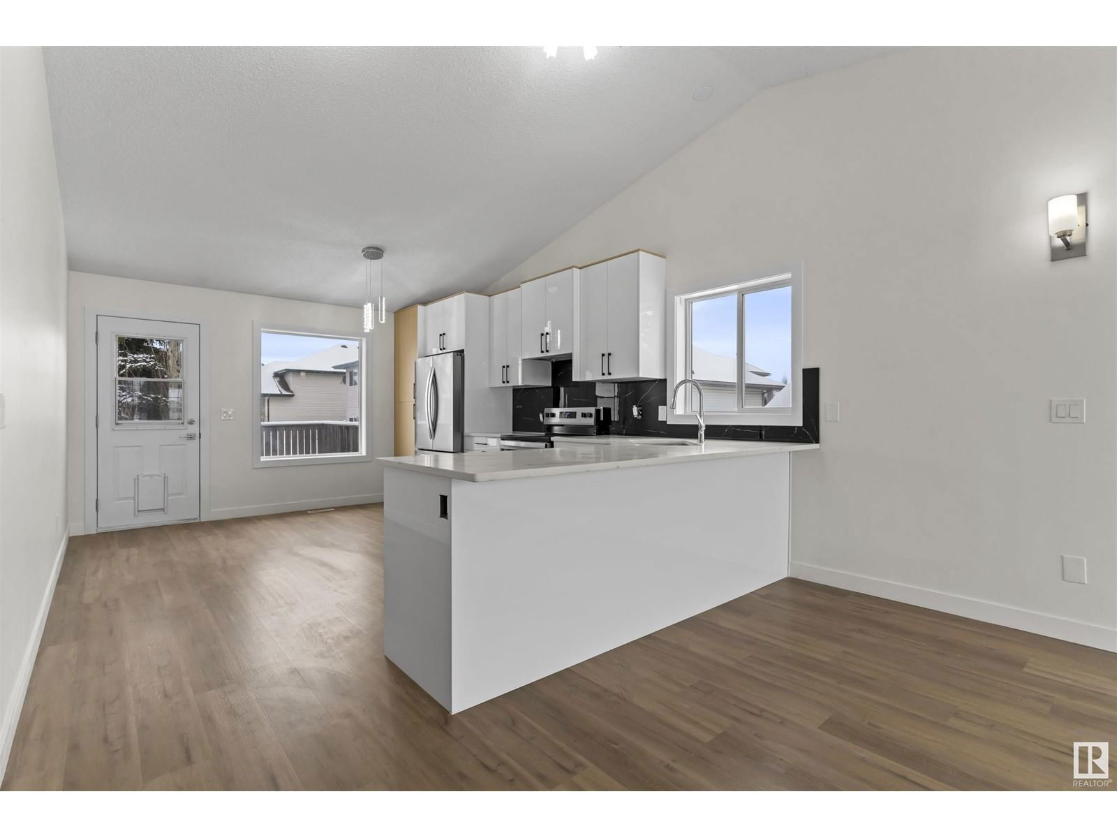 Nw - 2865 41 Ave Edmonton, Alberta