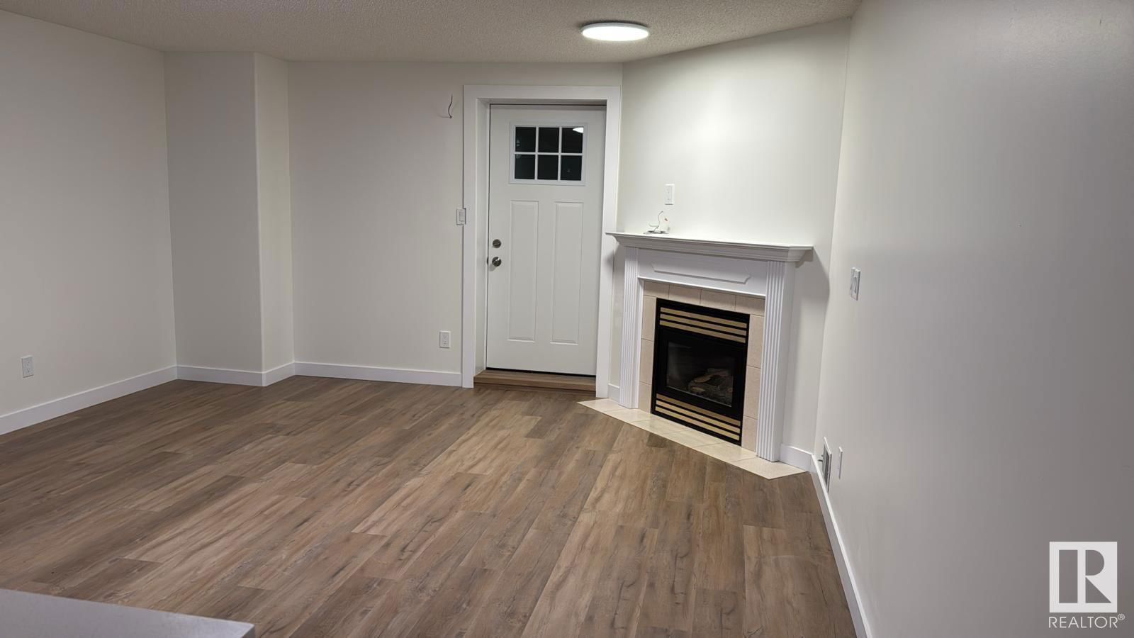 Nw - 2865 41 Ave Edmonton, Alberta