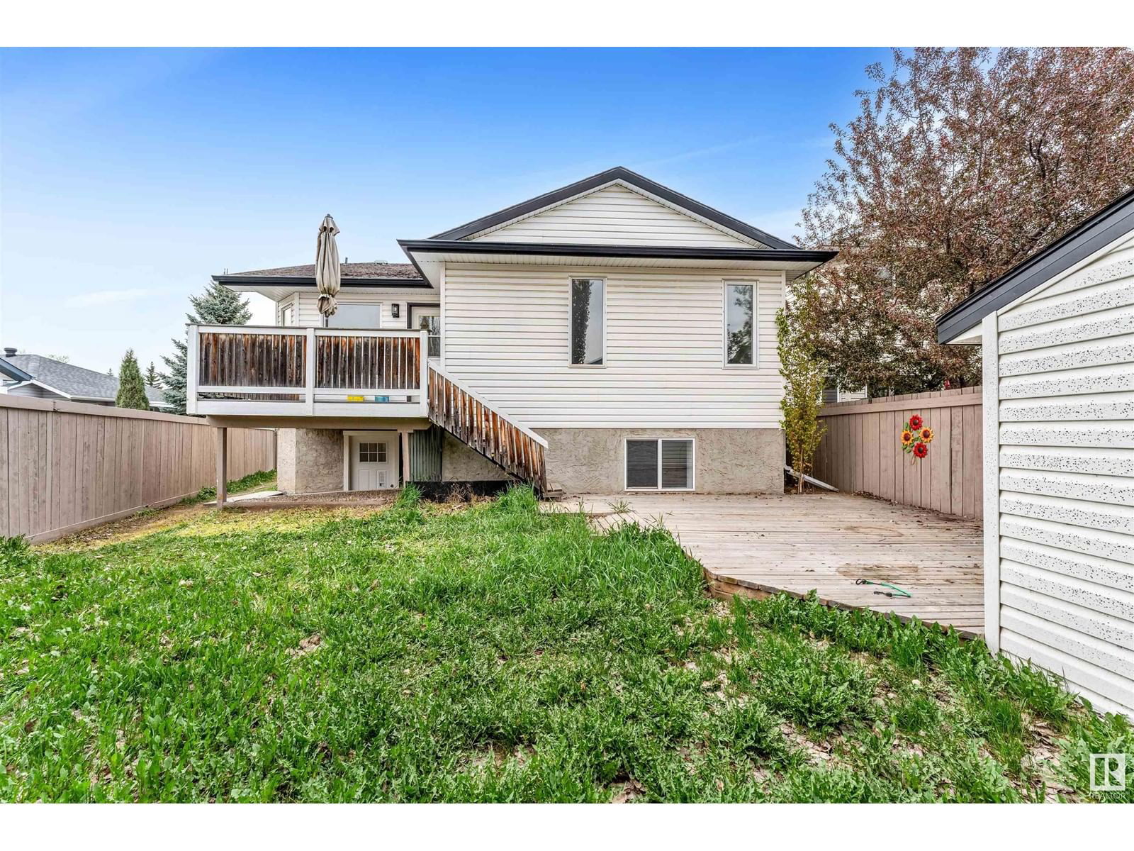 Nw - 2865 41 Ave Edmonton, Alberta