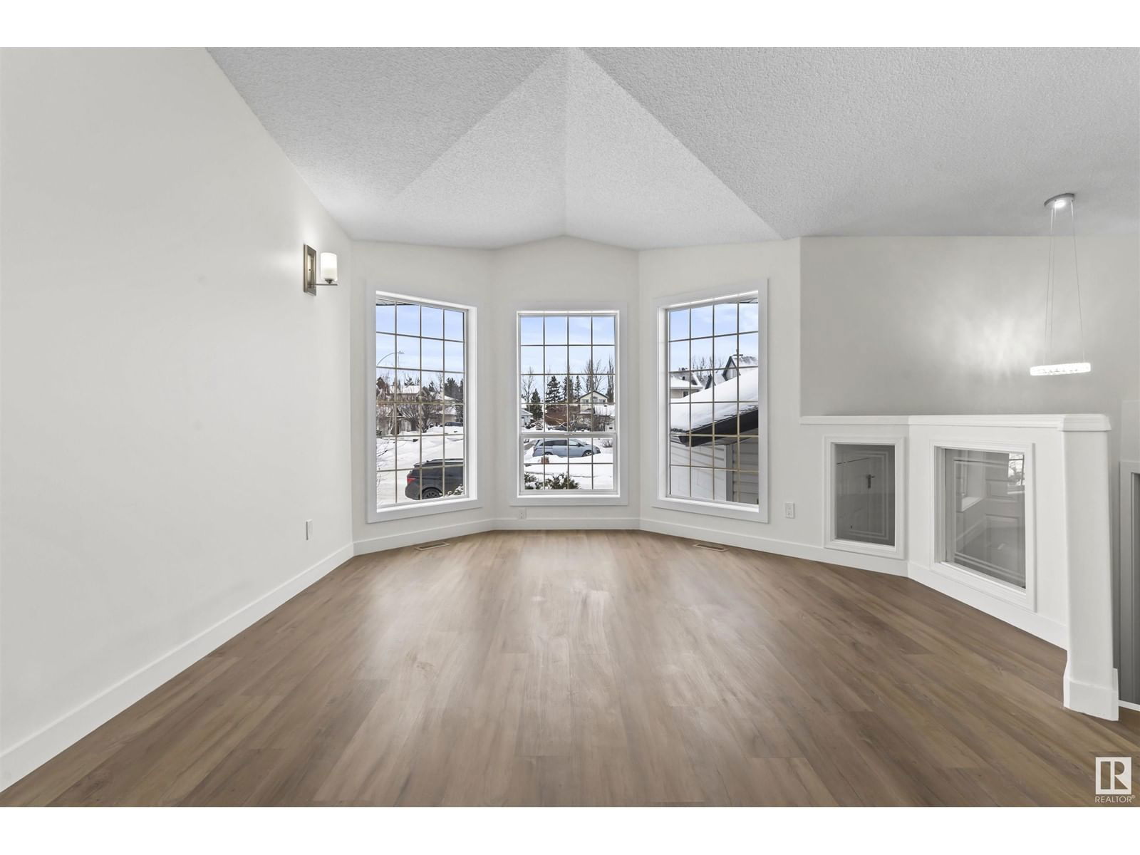 Nw - 2865 41 Ave Edmonton, Alberta