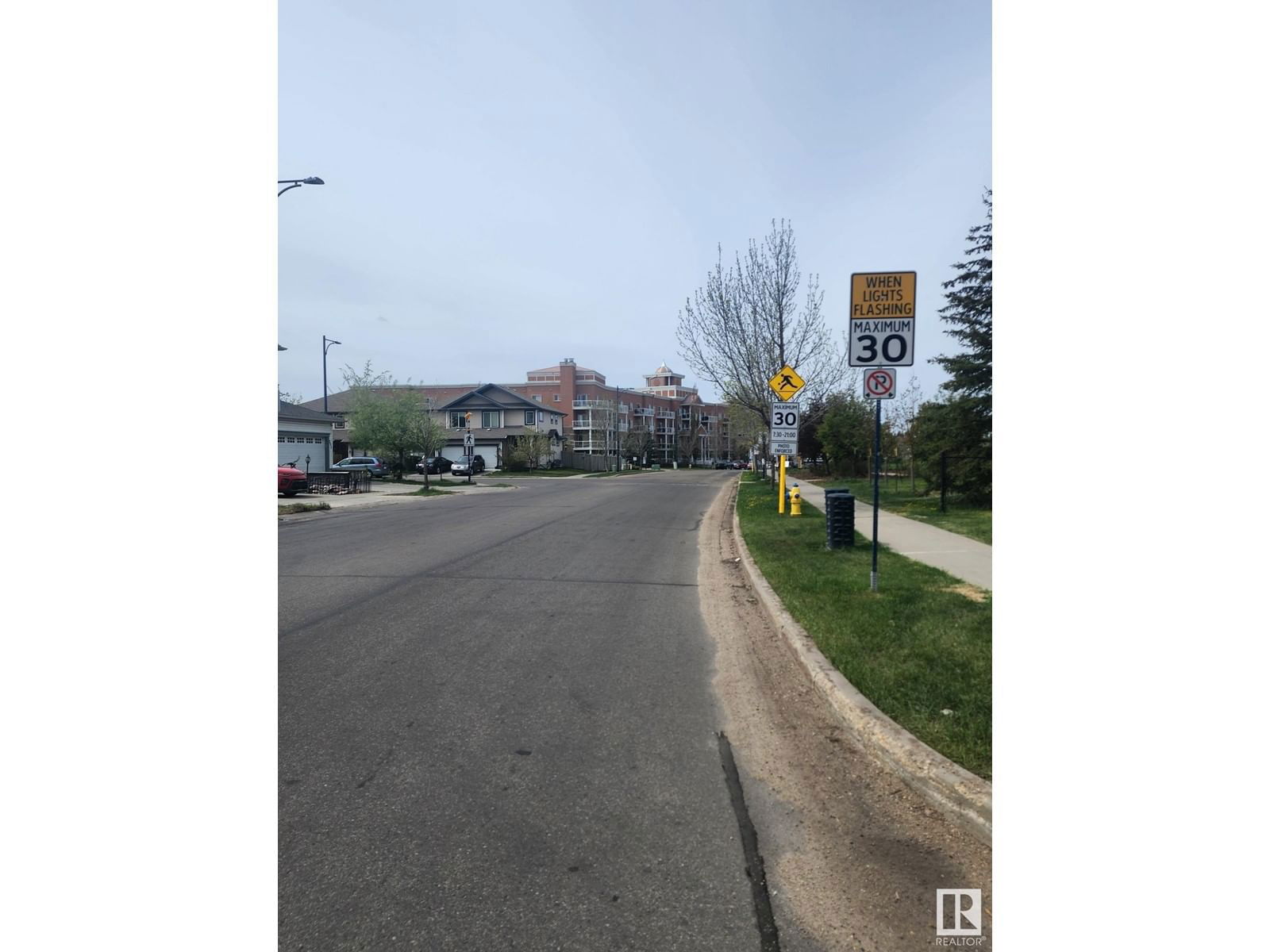 #219 - 226 MACEWAN RD Image 45