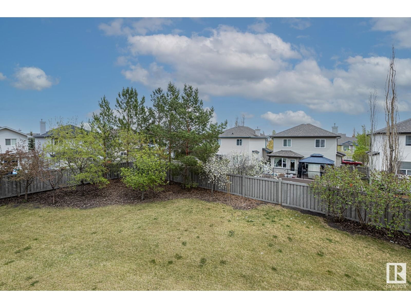 #219 - 226 MACEWAN RD Image 48