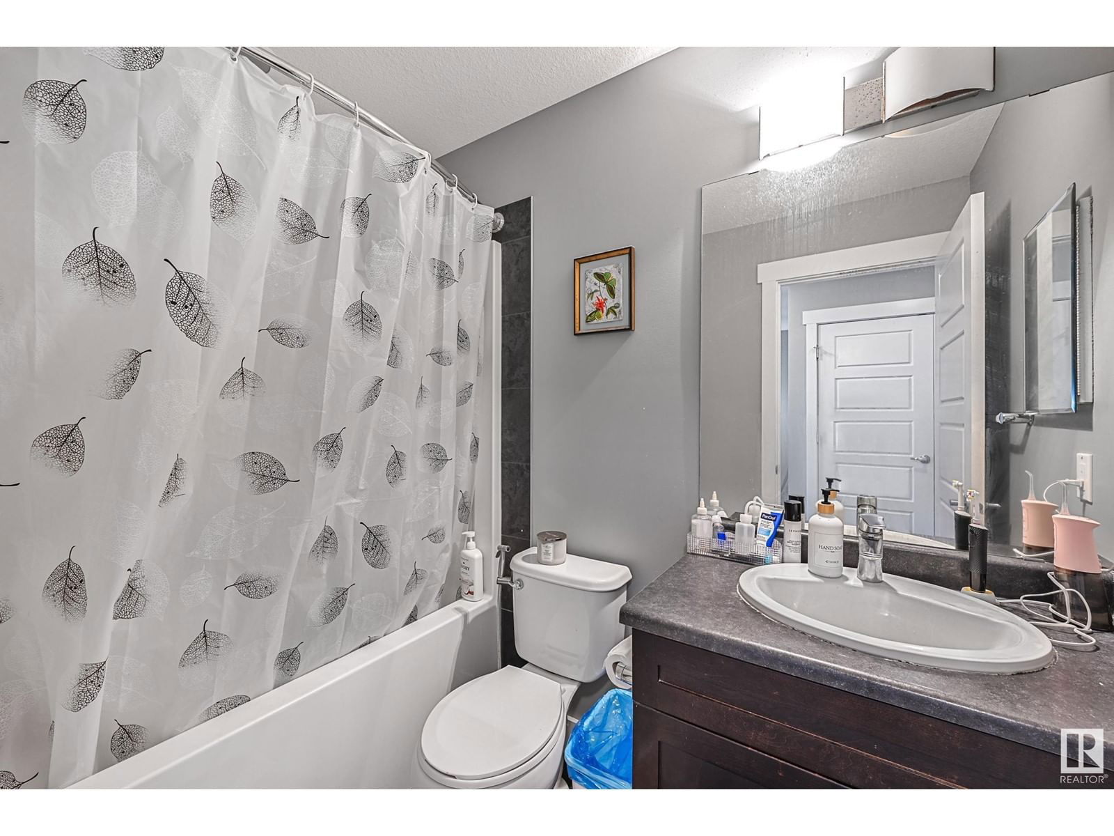 7303 Edgemont Wy Edmonton, Alberta