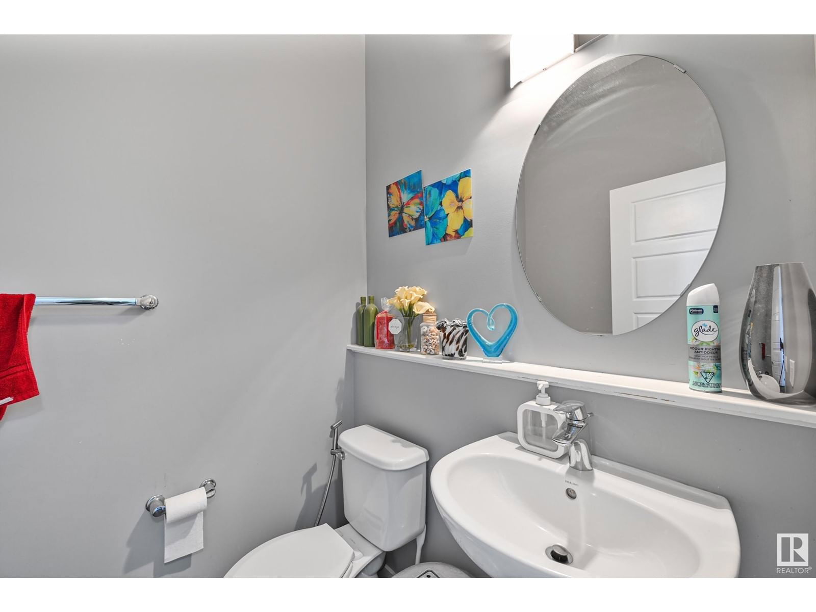 7303 Edgemont Wy Edmonton, Alberta