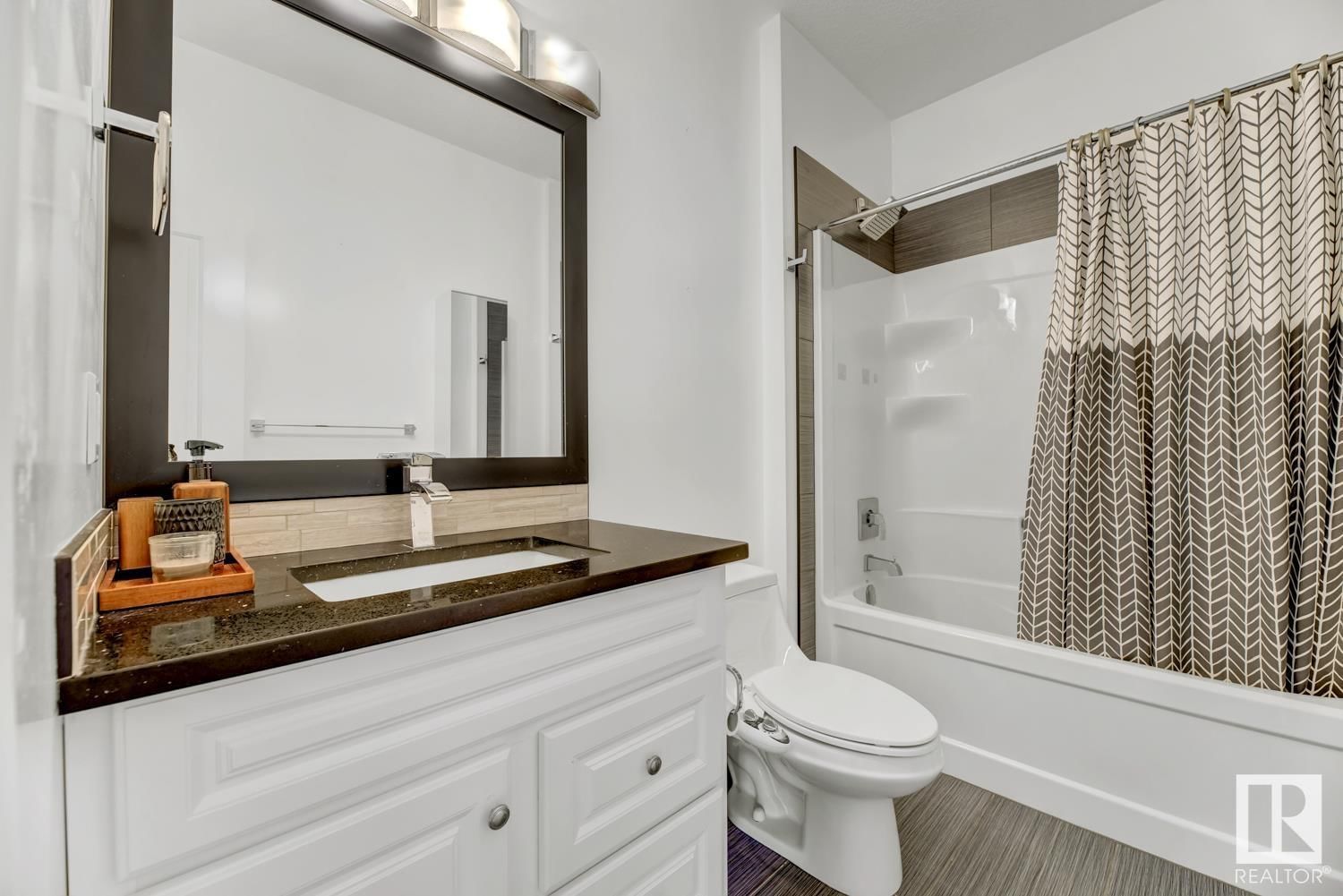 NW - 16516 131 ST Image 25