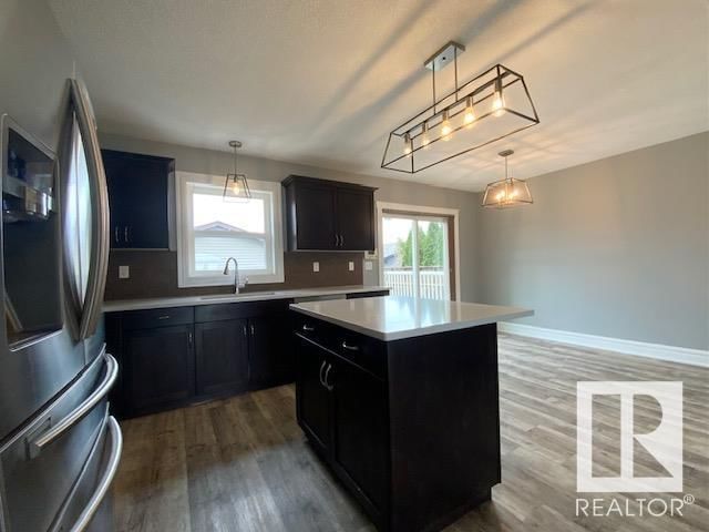 3906 56 AV Image 18