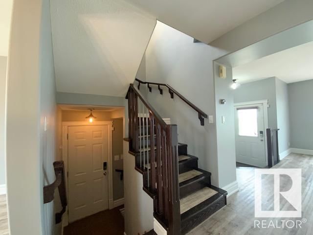 3906 56 AV Image 20