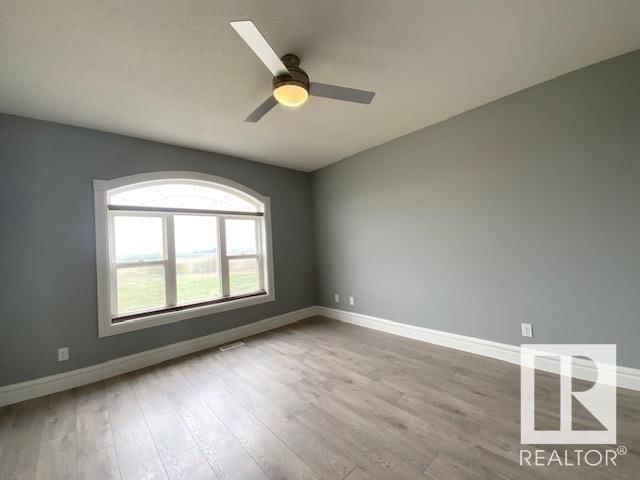 3906 56 AV Image 25