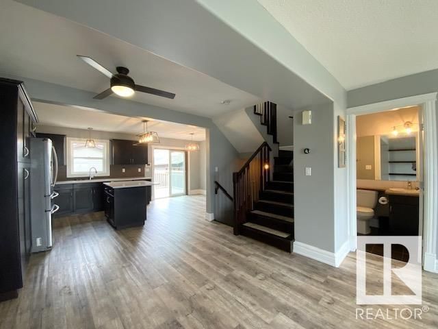 3906 56 AV Image 8