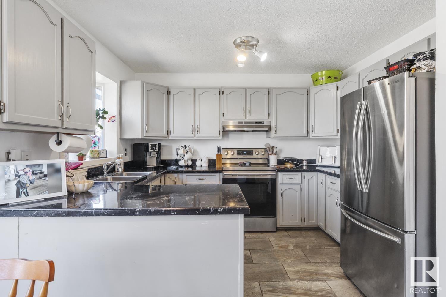 2034 5 AV Image 16