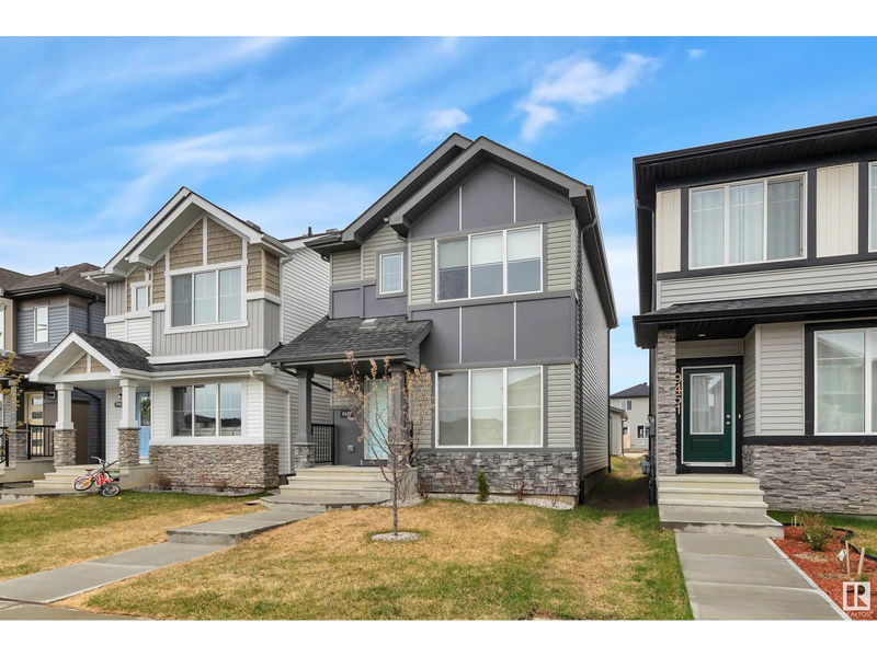 9449 Colak Ln Edmonton, Alberta