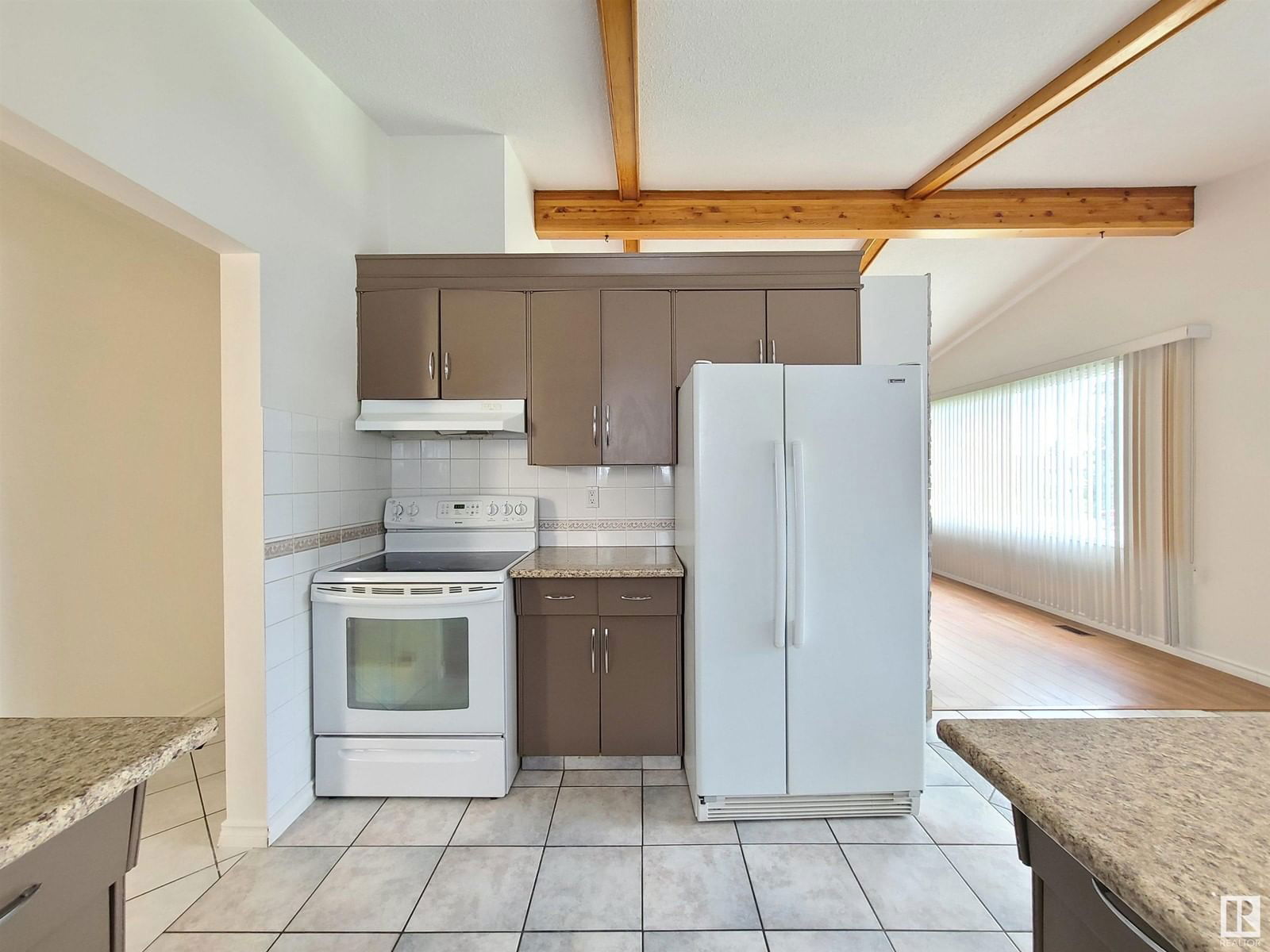 15116 75a St Nw Edmonton, Alberta