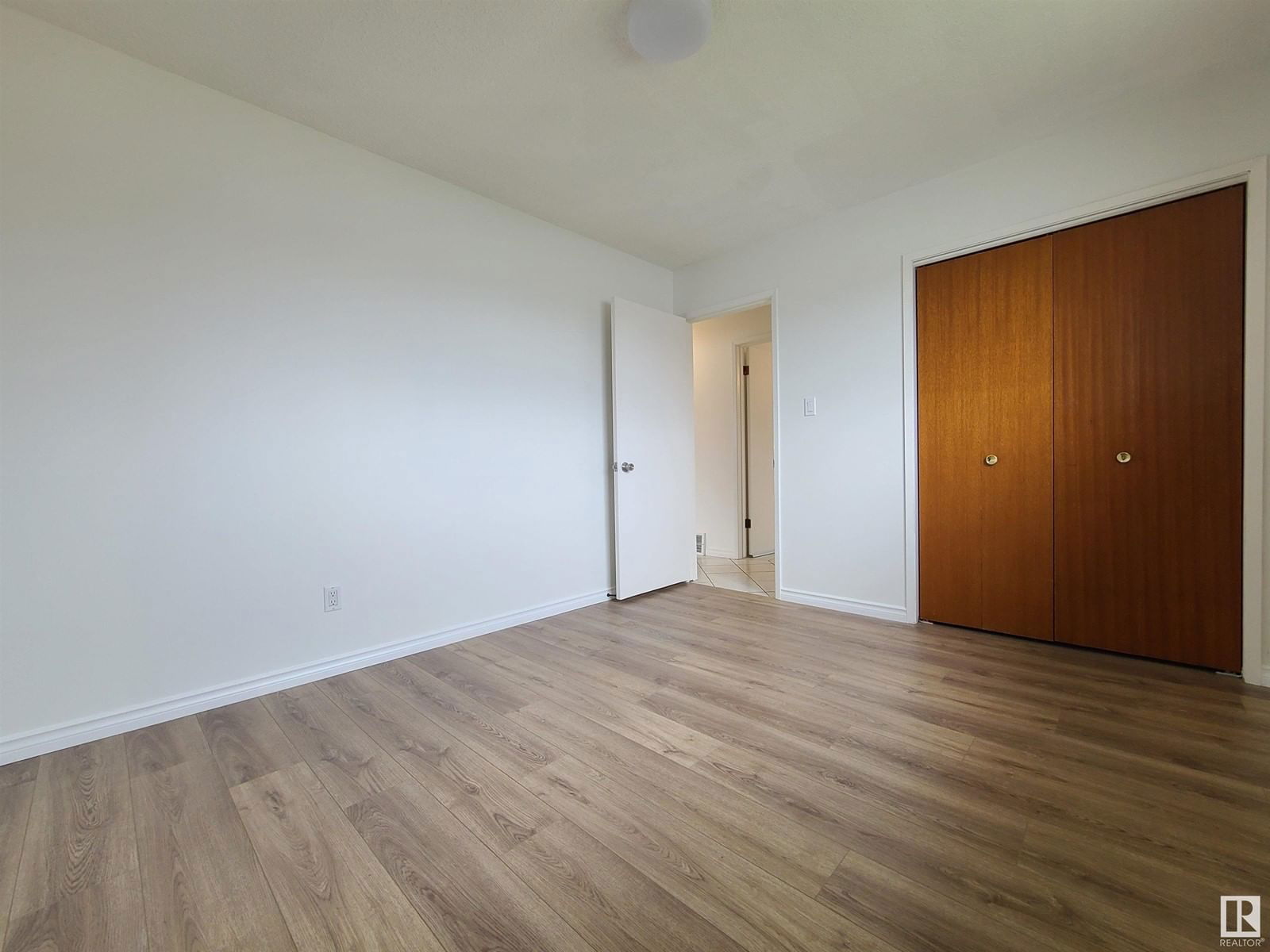 15116 75a St Nw Edmonton, Alberta