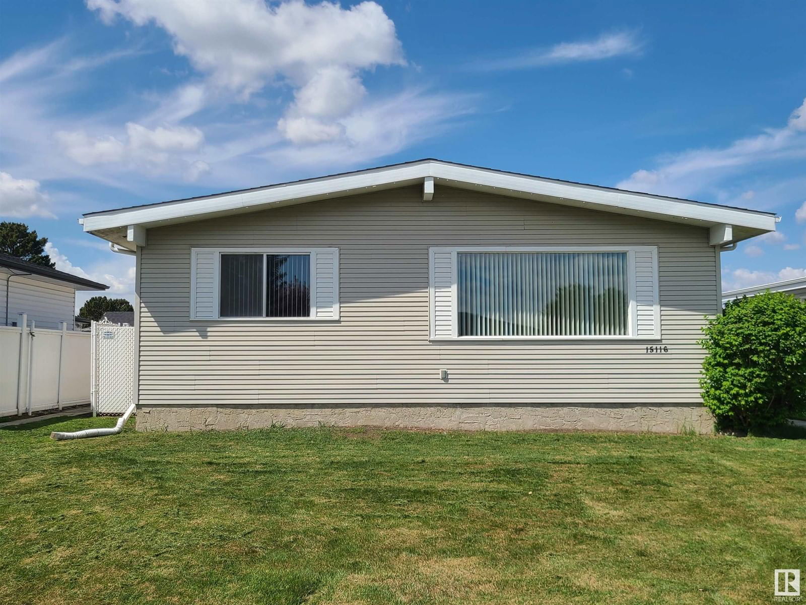 15116 75a St Nw Edmonton, Alberta