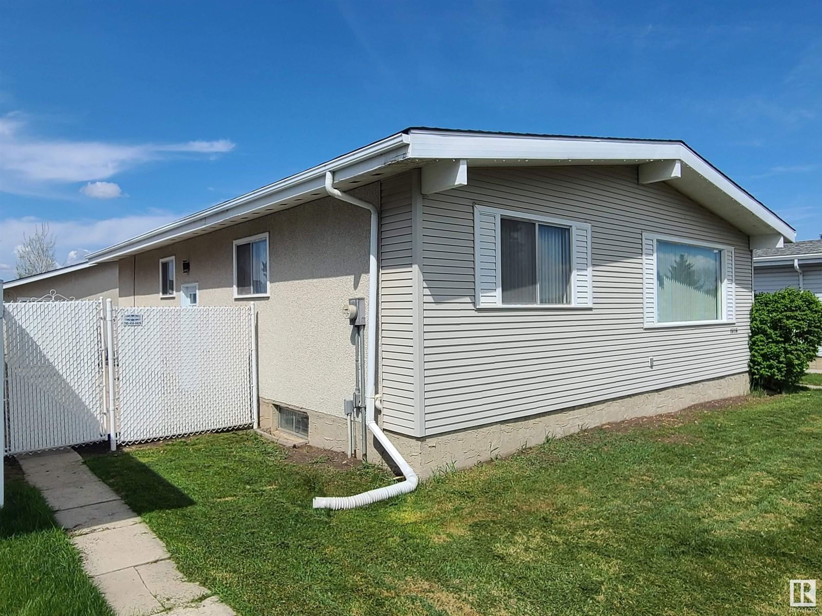 15116 75a St Nw Edmonton, Alberta