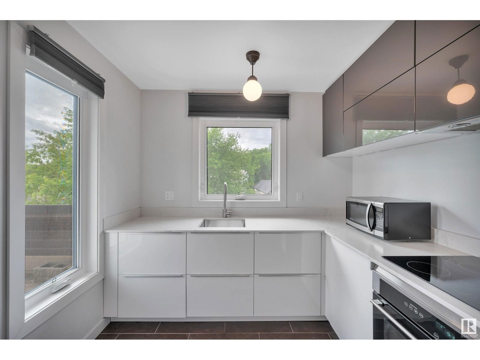 306 - 11115 80 AV Image 19