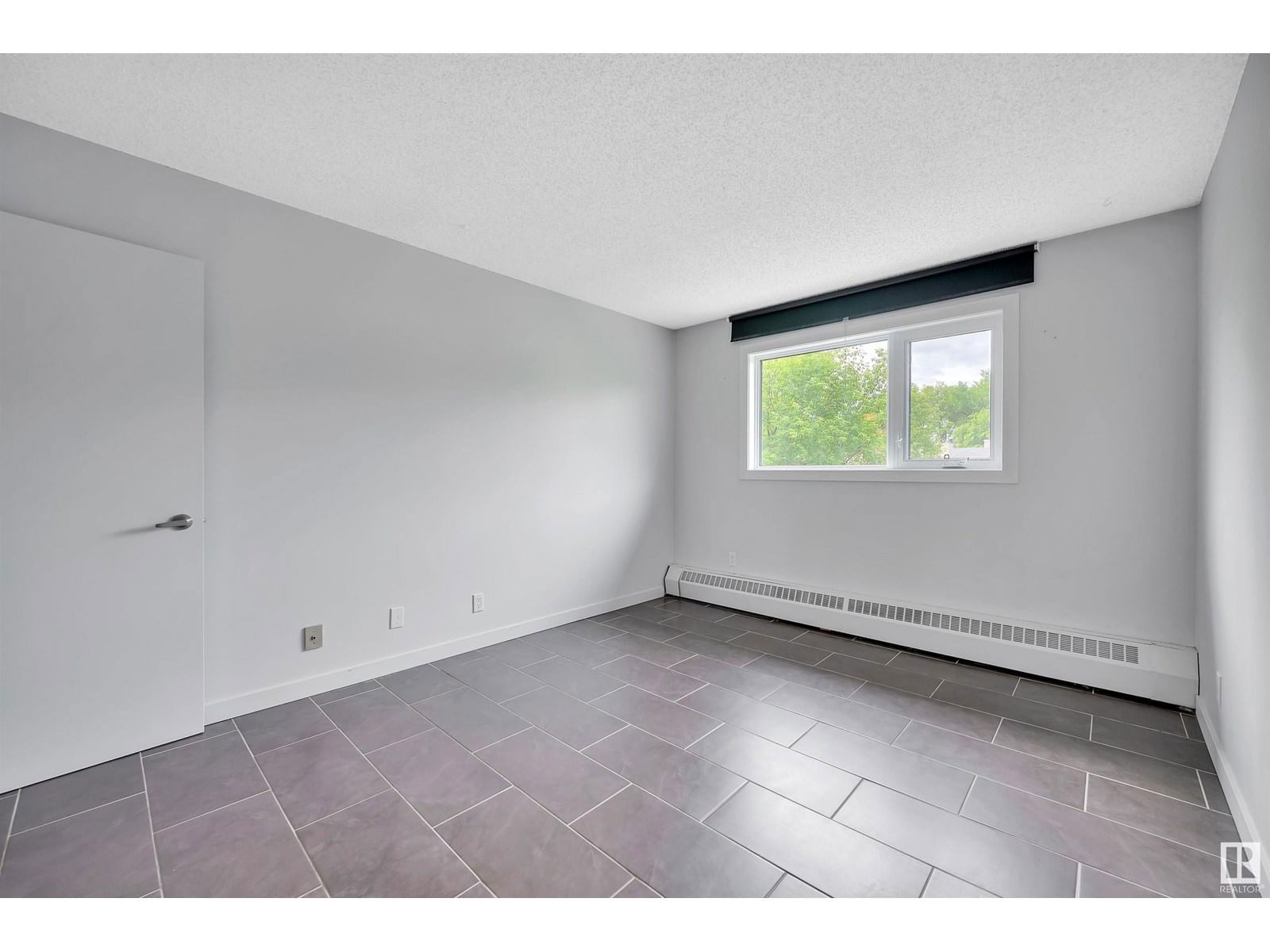 306 - 11115 80 AV Image 32
