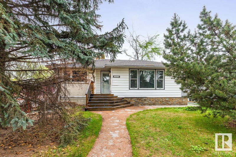 7924 92 Av Edmonton, Alberta