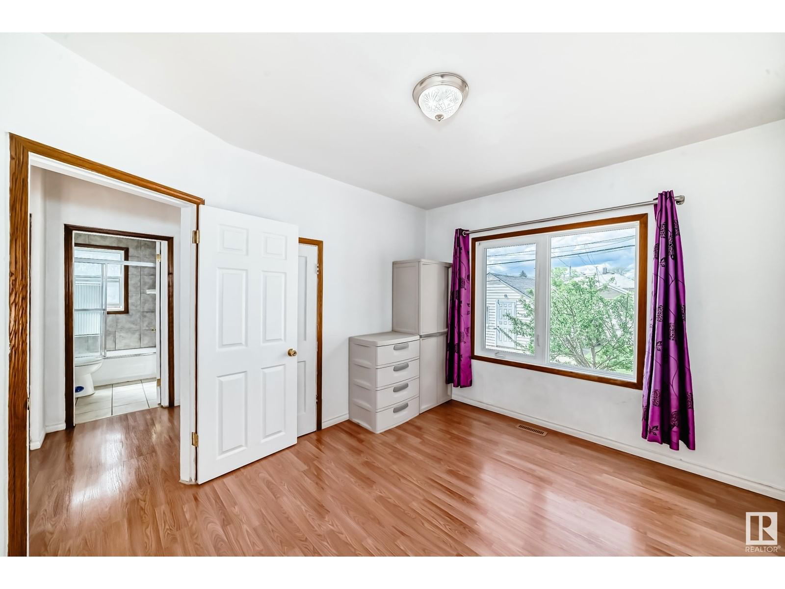 11216 94 St Edmonton, Alberta