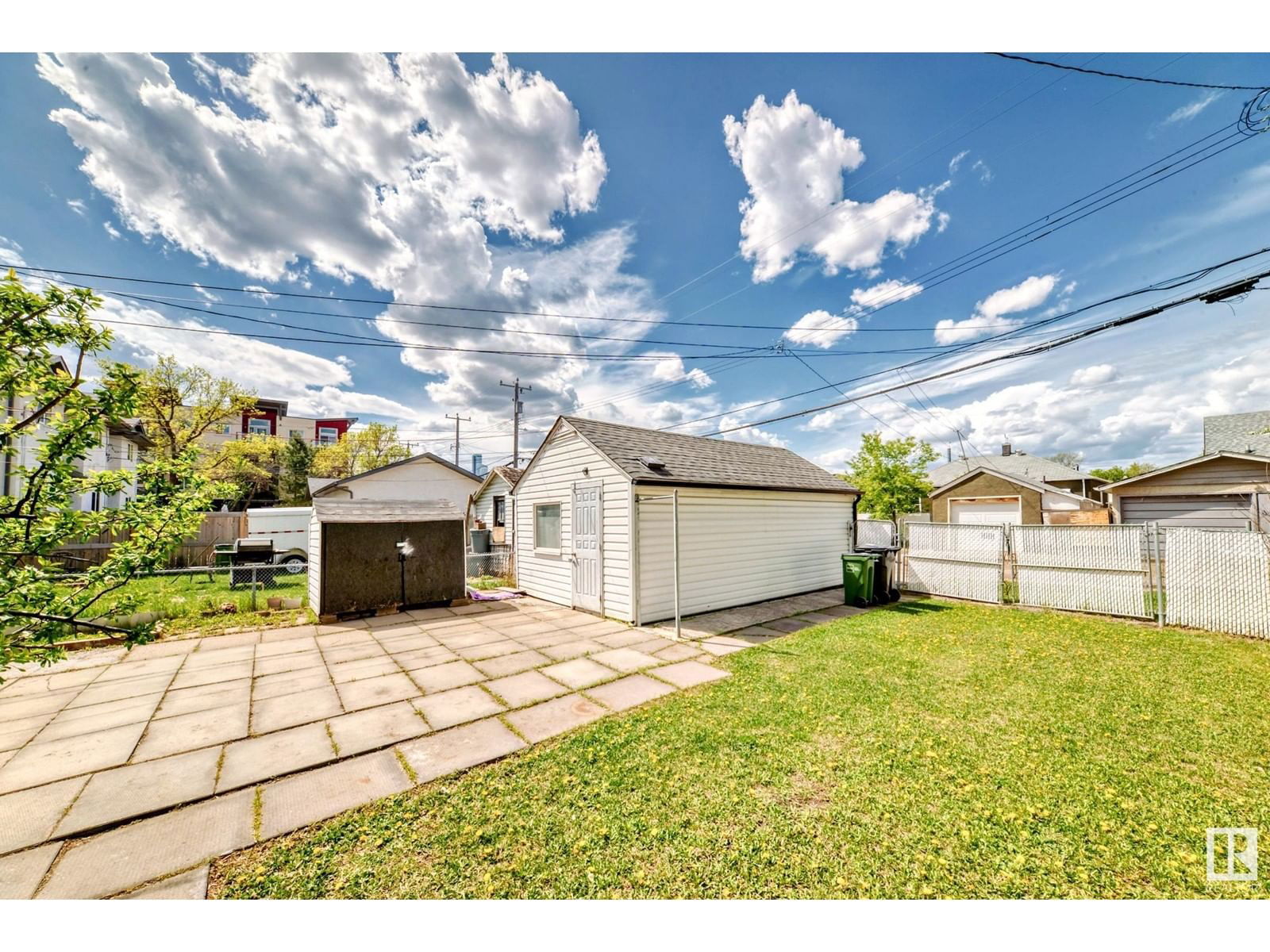 11216 94 St Edmonton, Alberta