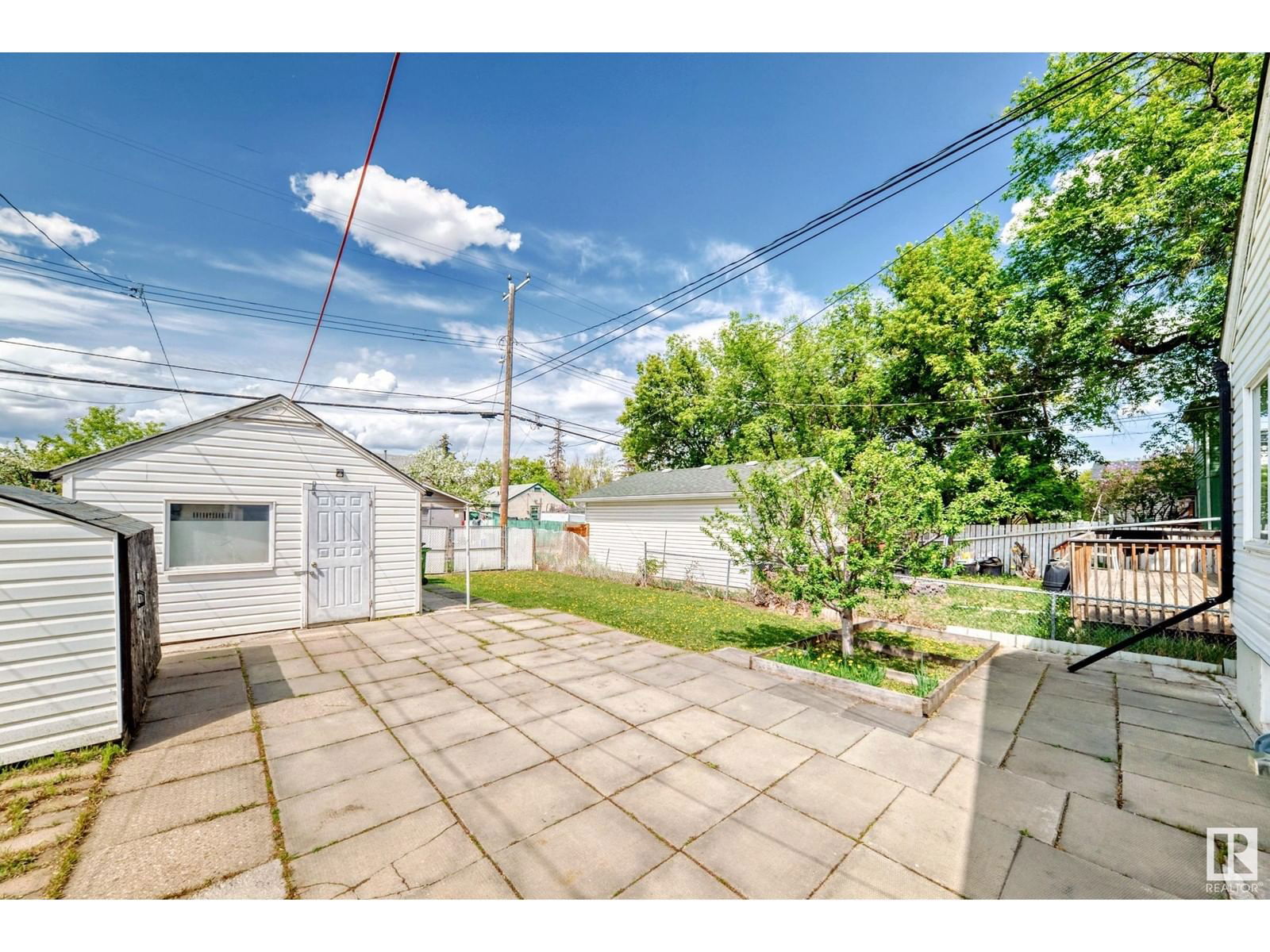 11216 94 St Edmonton, Alberta